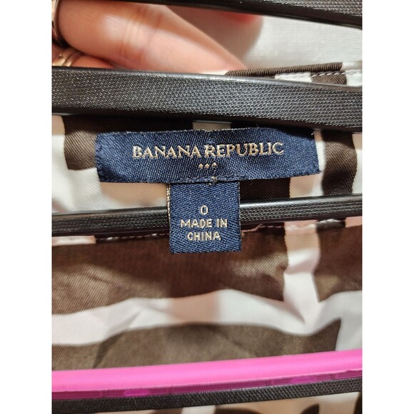 BANANA REPUBLIC WOMENS SIZE 0 BROWN WHITE BLOUSE ARTSY GEOMETRIC SAFARI EXOTIC - Picture 6 of 14